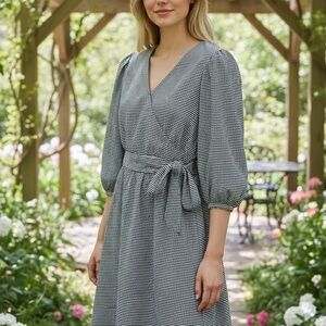 Women’s Black/White Gingham Patterned Wrap Picnic Boho Dress Size M Semi-Formal